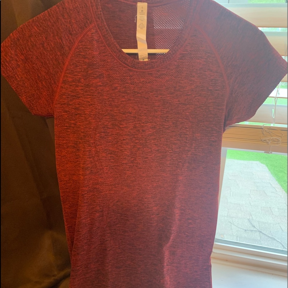 Lululemon swiftly tech t shirt